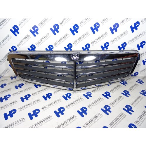 Grille C-klasse w204 Classic - A2048800083 - A2048800083