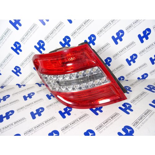 Achterlicht C-klasse w204 Combi LED Links - A2049069502 - A2049069502