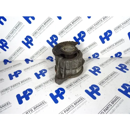 Engine mount A 207 240 0017 - A2072400017 - A2072400017