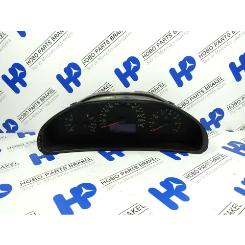 Instrumentenpaneel A 208 540 3511 - A2085403511 - A2085403511