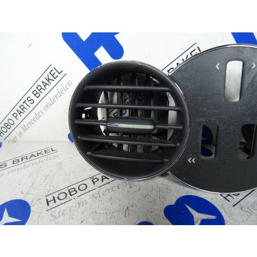 Luchtrooster A 209 830 0254 (!) - A2098300254 2  - A2098300254-1