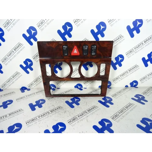 Middenconsole sierlijst A 210 683 0308 - A2106830308 - A2106830308