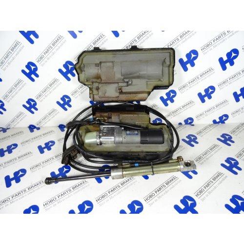 Achterklep pomp A 211 800 0048 +cill - A2118000048 1 - A2118000048-1