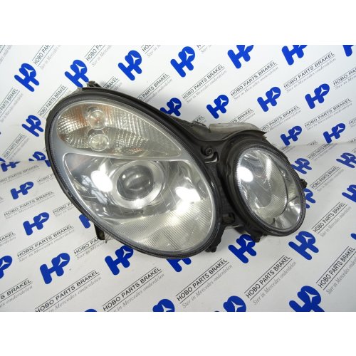 Koplamp E-klasse w211 Rechts - A2118200261 - A2118200261