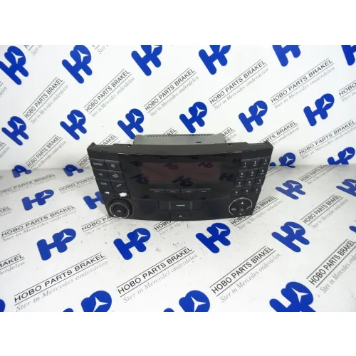 Radio A 211 820 0879 (!) - A2118200879  - A2118200879