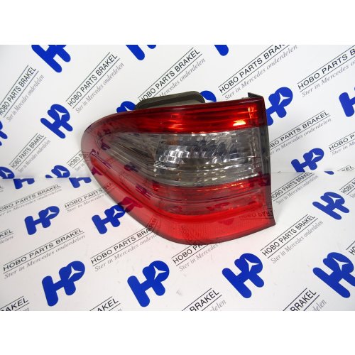 Achterlicht E-klasse w211 Combi Facelift Links - A2118202764 - A2118202764
