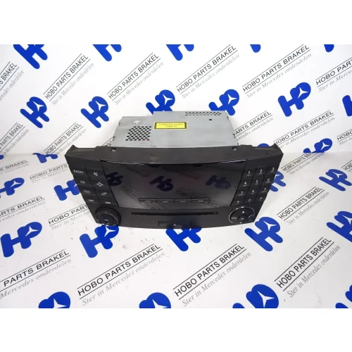 Radio CD player A 211 870 2889 - A2118702889 - A2118702889