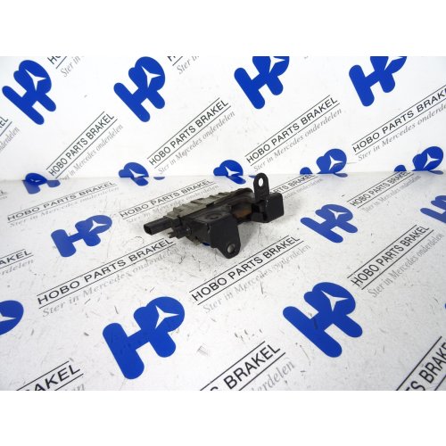 Motorkap vergrendeling A 212 880 0160 Links - A2128800160 0151 - A2128800160L