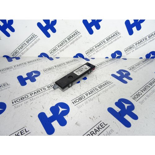 Antenne versterker A 212 905 8003 - A2129058003 - A2129058003