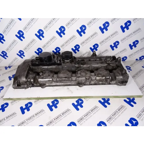 Valve cover A 612 016 0405 - A6120160405 - A6120160405