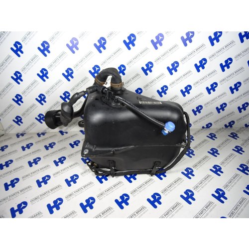 AdBlue brandstoftank A 906 470 1815 - A9064701815 - A9064701815