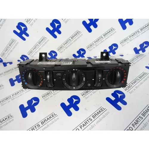 Kachelpaneel A 906 830 0285 - A9068300285 - A9068300285