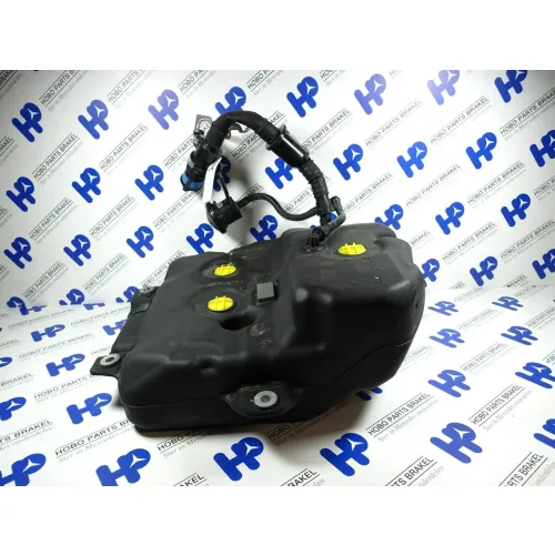 AdBlue fuel tank A 205 470 6901 - Article 14019 1 - A2054706901
