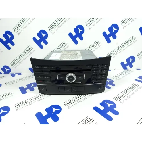 Radio/CD-speler A 212 906 8700 - Article 14140 1 - A2129068700