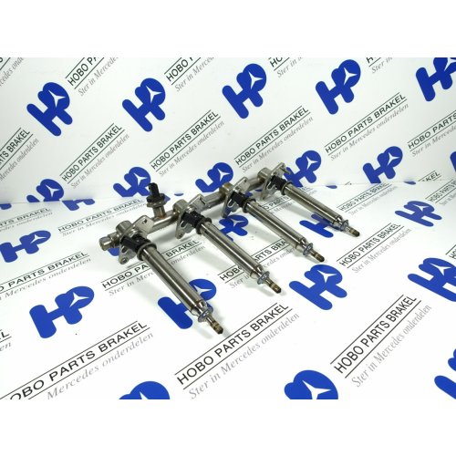Injector rail A 274 070 0995 - Article 14373 1 - A2740700995