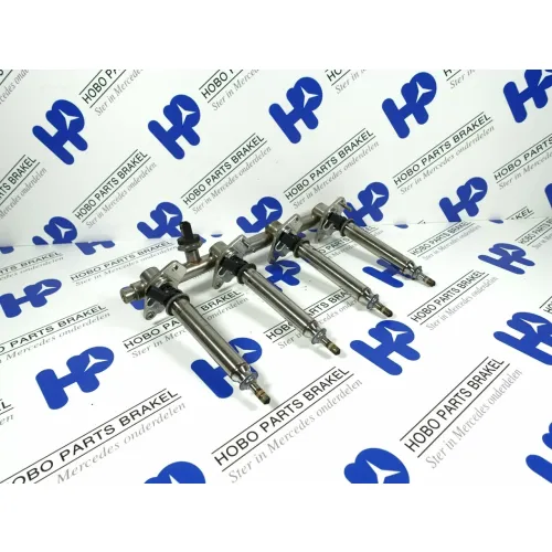 Injector rail A 274 070 0995 - Article 14373 1 - A2740700995