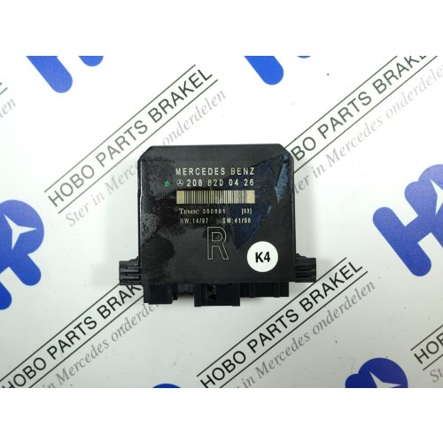 Deur module A 208 820 0426 RV - Article 14703 1 - A2088200426