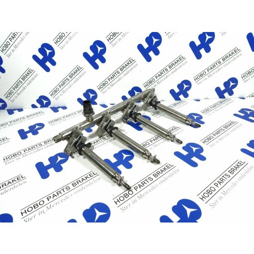 Injector rail A 260 070 0300 - Article 14981 1 - A2600700300