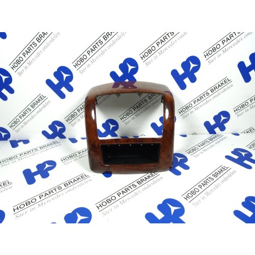 Middenconsole sierlijst A 221 680 0475 - Article 15439 1 - A2216800475