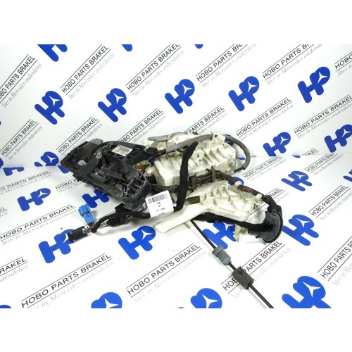 Portierslot A 221 730 8135 LA - Article 15442 1 - A2217308135