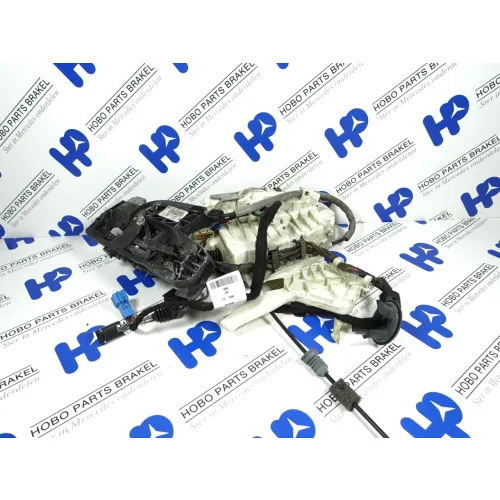 Portierslot A 221 730 8135 LA - Article 15442 1 - A2217308135
