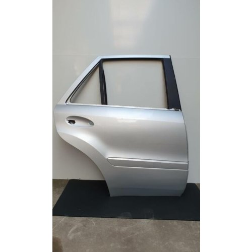 Portier rechtsachter Mercedes ML-klasse w164 (P003) - Article 15767 1 - P003