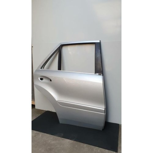 Portier rechtsachter Mercedes ML-klasse w164 (P003) - Article 15767 3 - P003