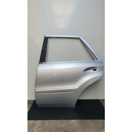 Portier linksachter Mercedes ML-klasse w164 (P004) - Article 15768 1 - P004