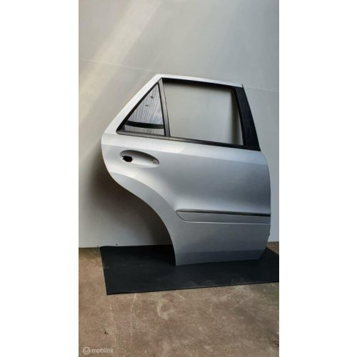 Portier rechtsachter Mercedes ML-klasse w164 (P011) - Article 15775 2 - P011
