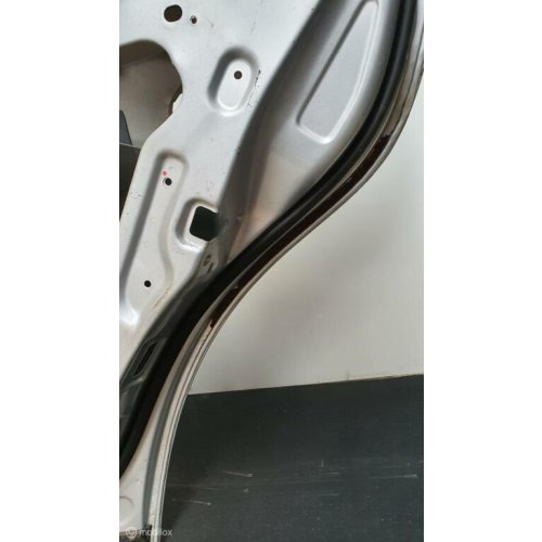Portier rechtsachter Mercedes ML-klasse w164 (P011) - Article 15775 4 - P011