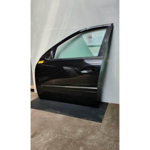 Portier linksvoor Mercedes ML-klasse w164 (P013) - Article 15777 3 - P013
