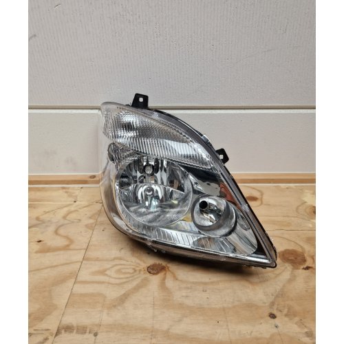 Koplamp Sprinter w906 A9068200261 Rechts (Nieuw) - Article 15980 1 - 12110101