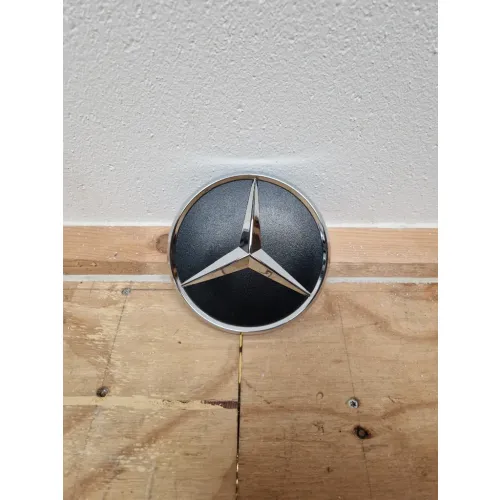 Embleem achter Mercedes Sprinter (Nieuw) - Article 16056 1 - 12120510