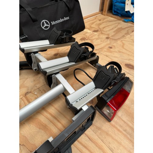 Fietsendrager NIEUW OE Mercedes opvouwbaar / 3 fietsen - Article 16069 4 - A0008901800