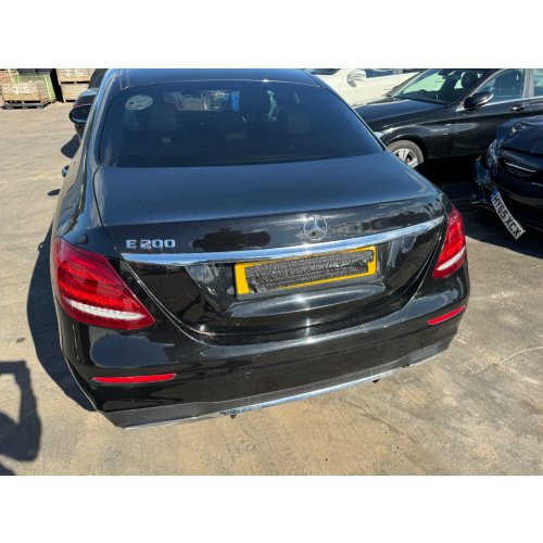 Achterklep Mercedes E-klasse w213 Zwart - Article 16157 1 - HPB0072