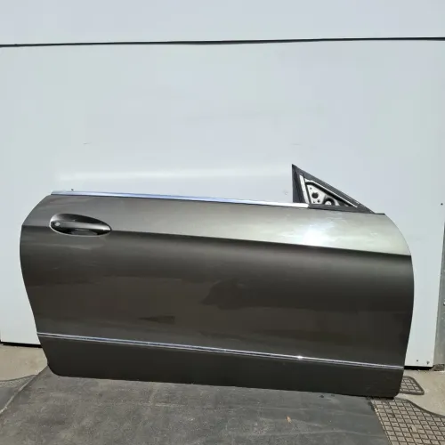 Portier rechtsvoor Mercedes E-klasse c207 (P079) - Article 16171 1 - P079