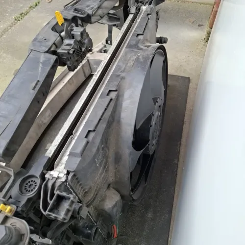 Koelerpakket met front A-klasse w176 - Article 17002 4 - HPB0103
