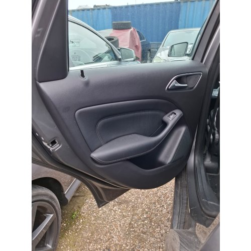 Interieur B-klasse w246 Zwart Leer compleet - Article 17007 8 - HPB0108