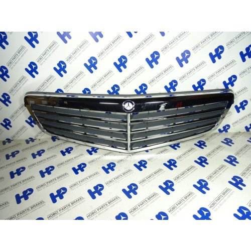 Grille C-klasse w204 Classic. - Article 6488 1 - A2048801283