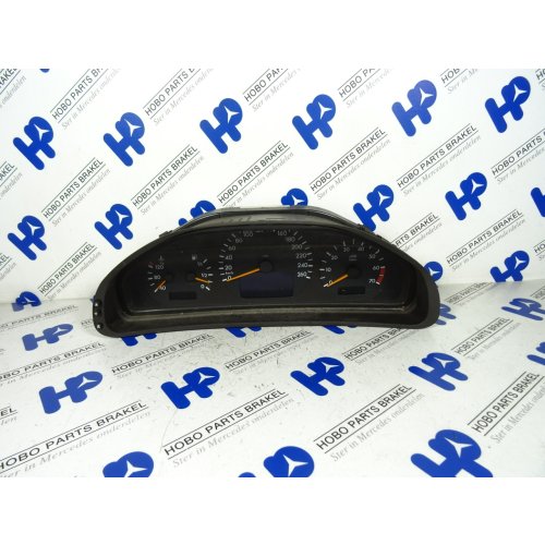 Instrumentenpaneel A 208 540 5611 - Article 6548 1 - A2085405611