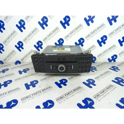 Radio CD player A 204 900 2104 - Article 6599 1 - A2049002104