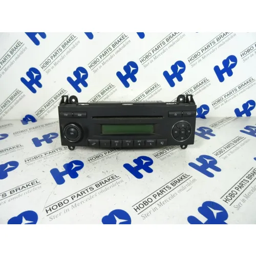 Radio CD player A 906 820 1486 - Article 6633 1 - A9068201486